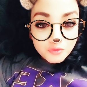 Meet your Posher, Nelly